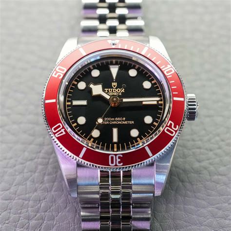 tudor burgundy|tudor black bay 41 burgundy.